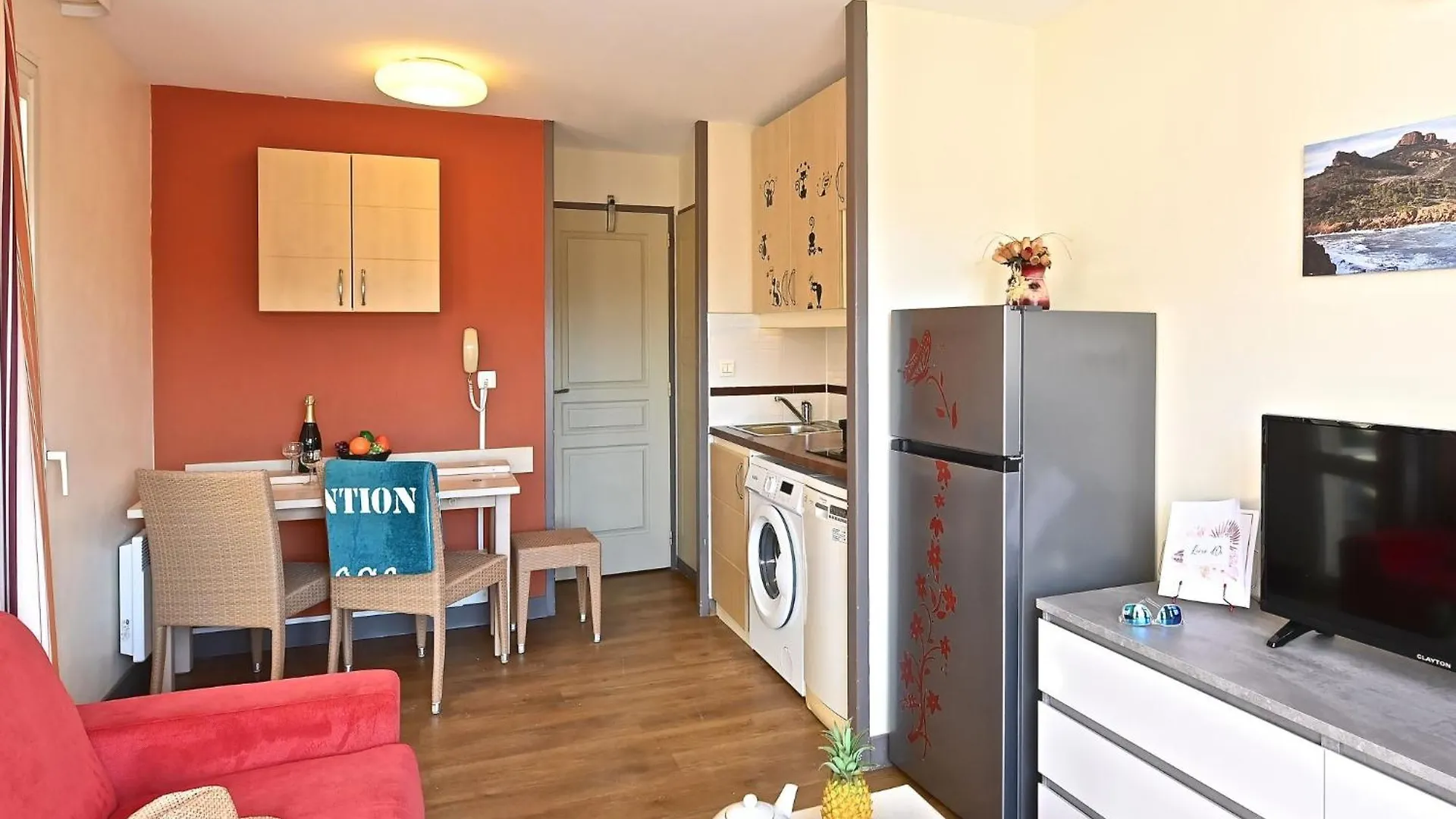 Apartment Village Cap Esterel - L'Esquinade-110 By Interhome Saint-Raphaël