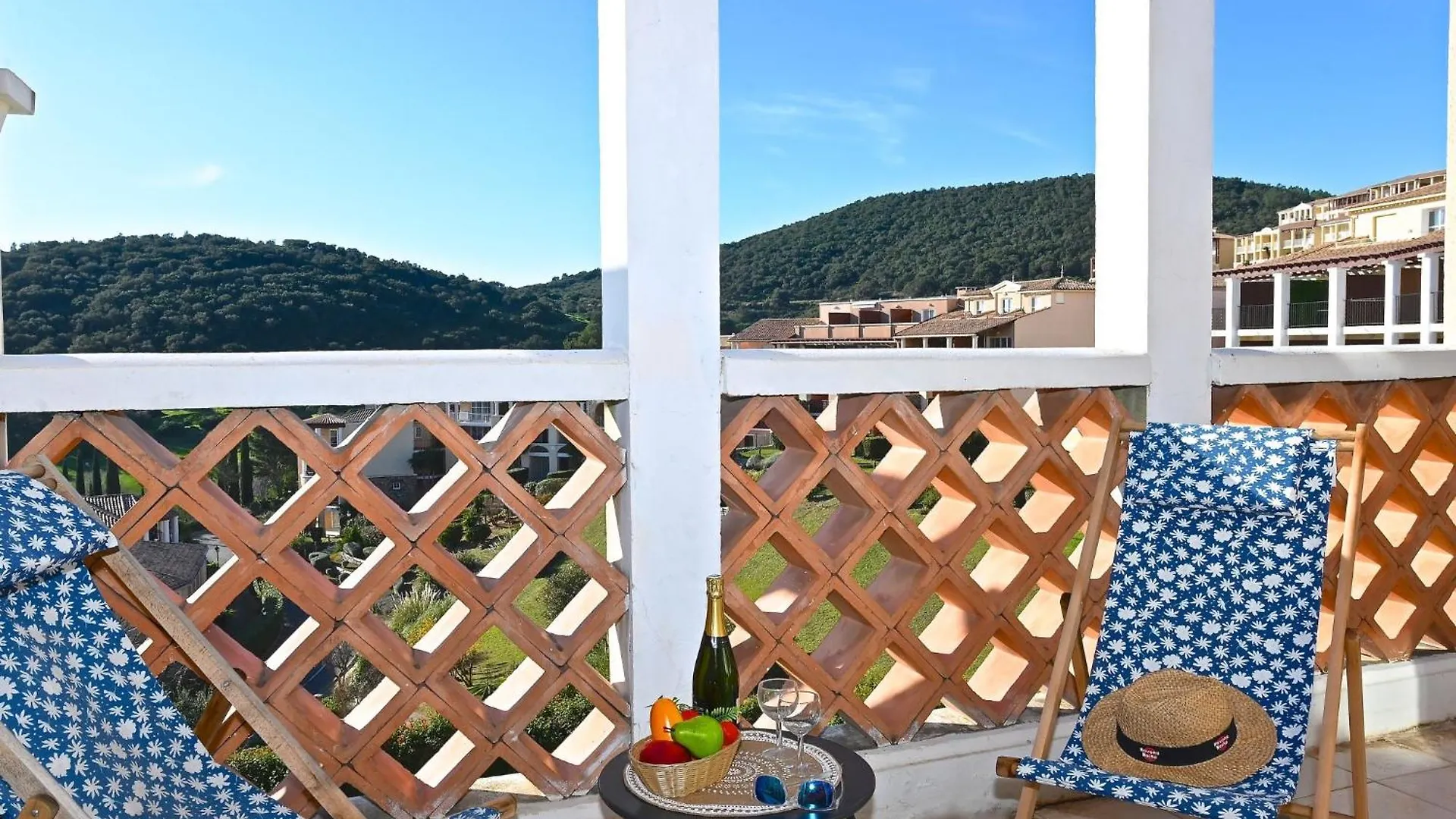Apartment Village Cap Esterel - L'Esquinade-110 By Interhome Saint-Raphaël