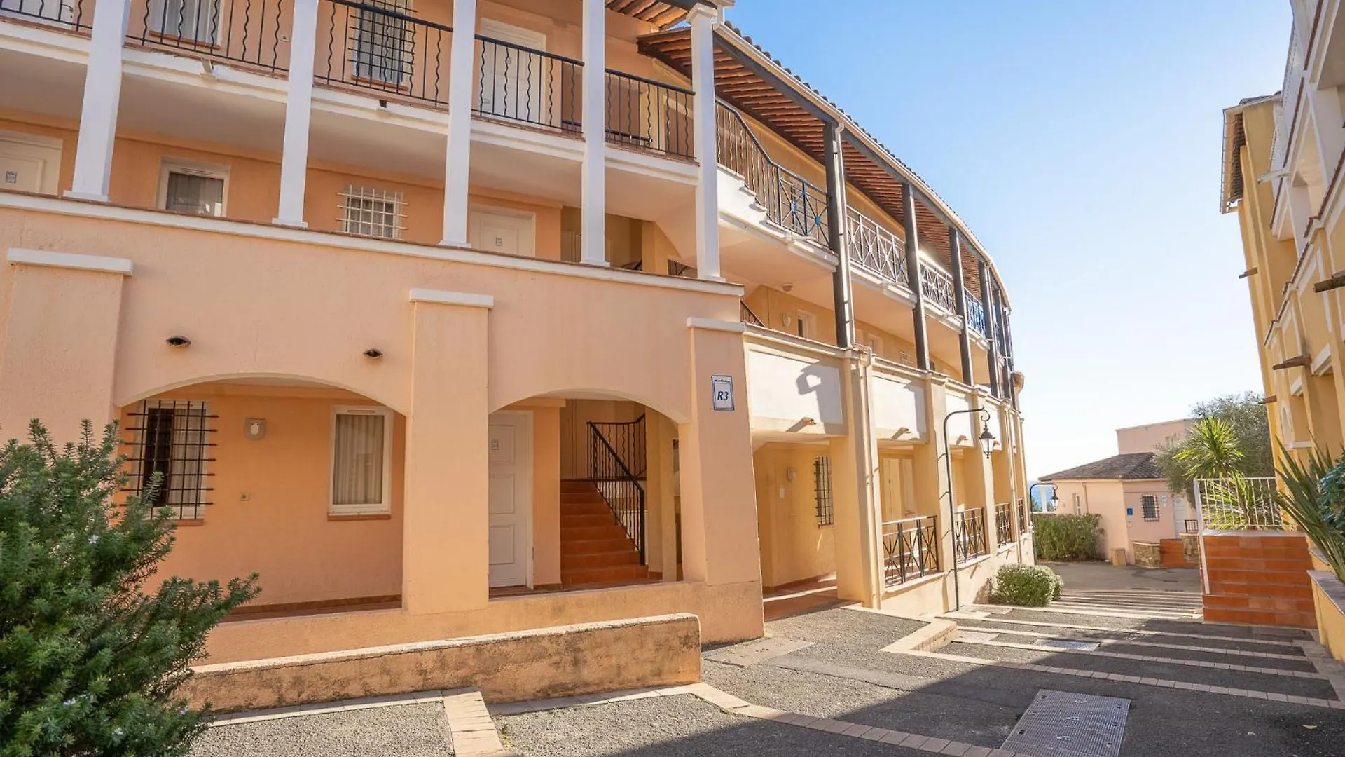 Apartment Village Cap Esterel - L'Esquinade-110 By Interhome Saint-Raphaël Frankreich